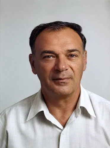 Portrait of Tom Heitz